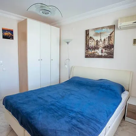 Sea View Penthouse 4+1 *