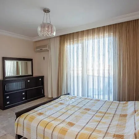 Sea View Penthouse 4+1 Апартаменты