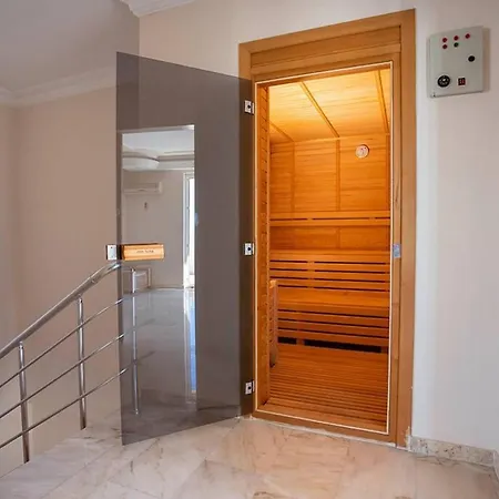 Sea View Penthouse 4+1 Алания